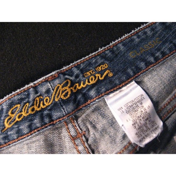 Eddie Bauer Womans Jeans 8R Blue Denim Classic Pacific Wash Bootcut Stretch - Picture 8 of 11